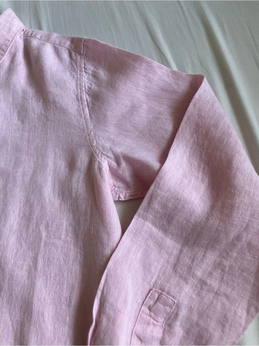 Banana Republic Men’s Pink Linen Button-Down Shirt / S